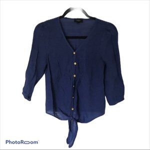 BUNDLE!!! Set of 4 Shirts